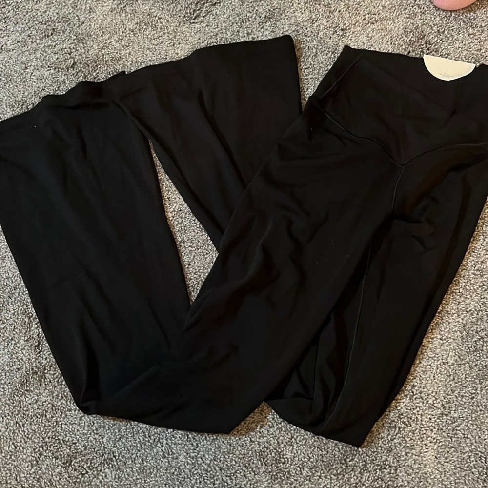 Xs aerie offline cross waist flared leggings